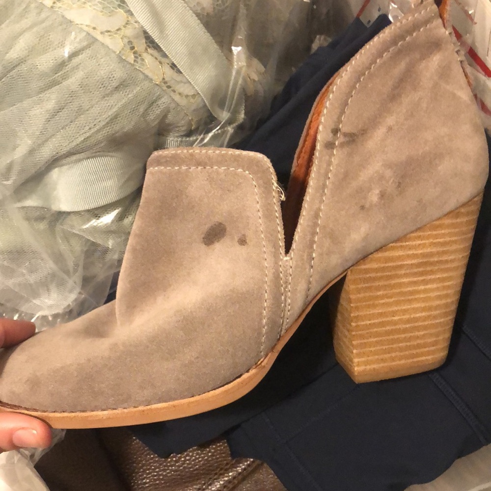 Jeffrey Campbell Rosalee Ankle Siede Bootie 11 - Picture 5 of 5